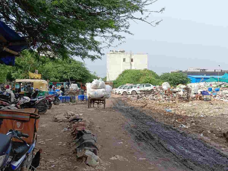 After Noida protests, Delhi workers seek wage revision amid rising distress