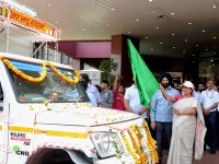 Delhi CM flags off 13 heatwave response vans for all districts