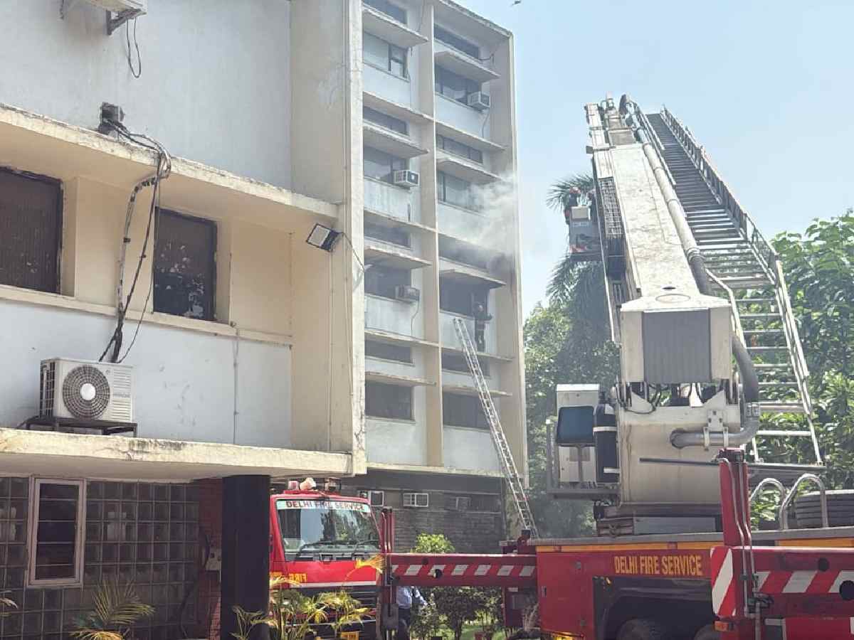 Fire breaks out in SPA building in central Delhi, no casualties