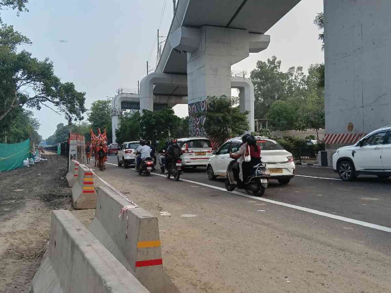 The NH-48 stretch, near the Army Hospital Research and Referral complex, has an entire lane blocked off for construction