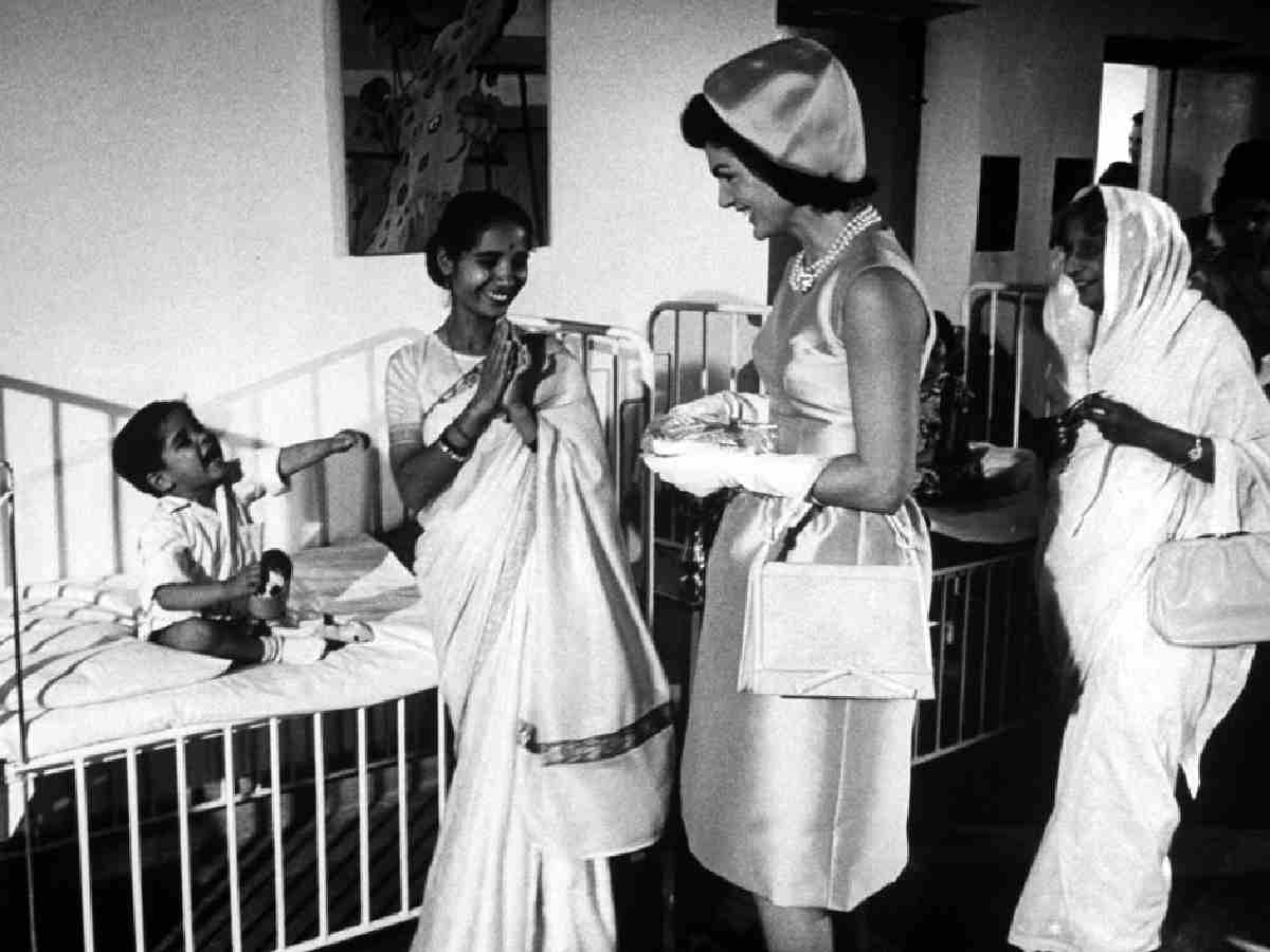 US First Lady Jacqueline Kennedy at the hospital