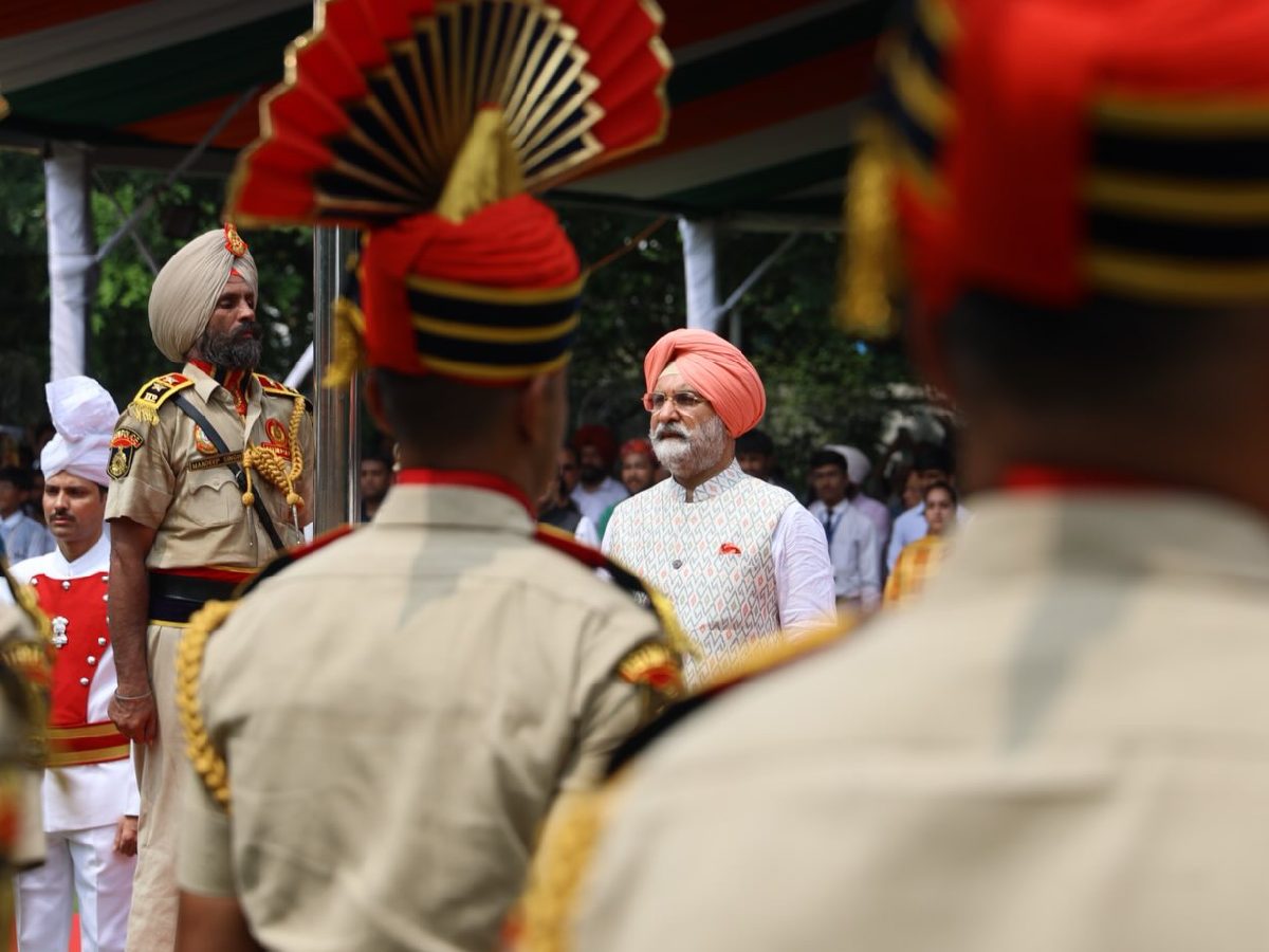 LG asks NSUT to develop tech solutions for Delhi’s civic challenges