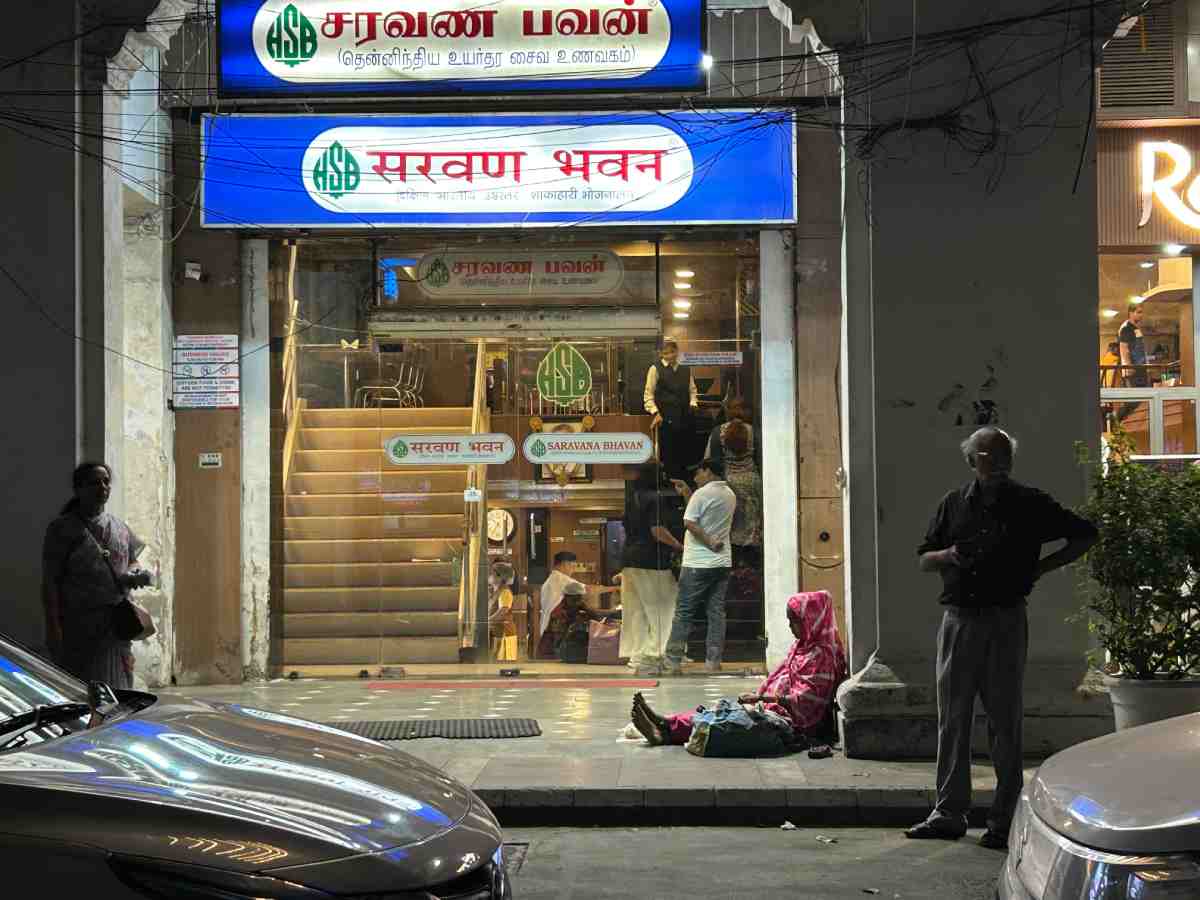 A permanent shop at Janpath remains open during the BRICS Summit, highlighting the contrast between established businesses and small vendors asked to stay away