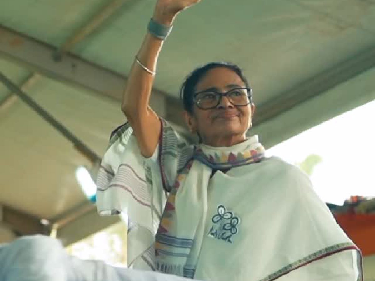 Almost like kidnapping, situation beyond Emergency: Mamata Banerjee on detention
