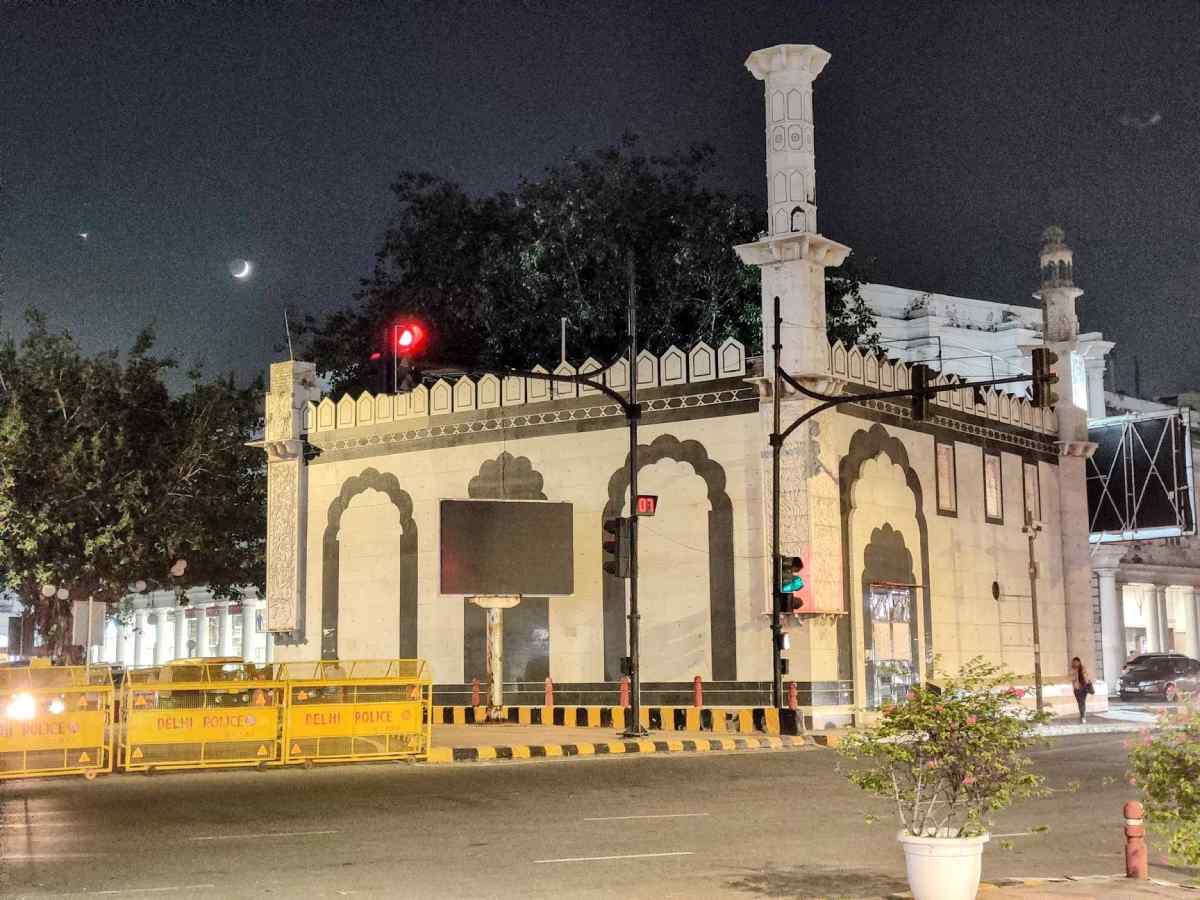 Water, power supply cut for houses near Race Course Mosque, say officials